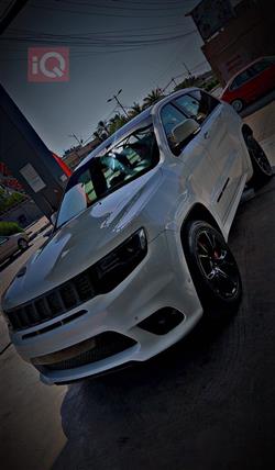 جیپ گراند شیرۆکی